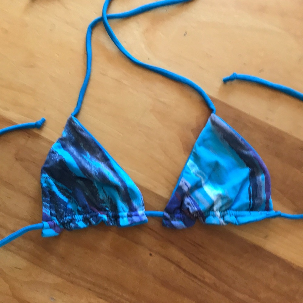 SAN LORENZO swim reversible bikini top. NWOT!